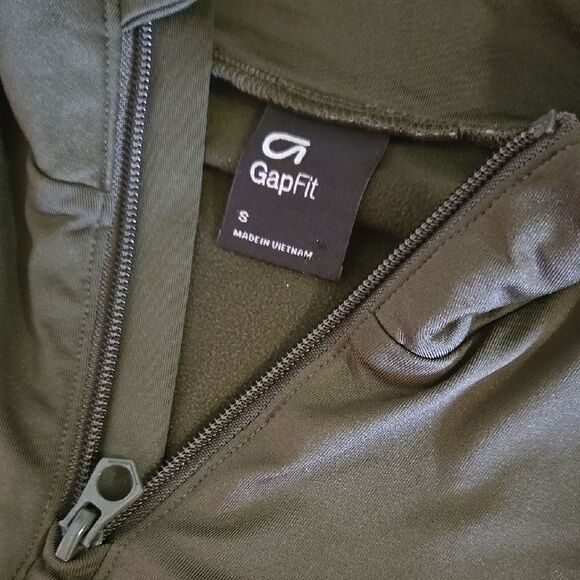 Gap Fit Kids Olive Green Zip-Up Jacket Unisex Boy Girl Activewear Soft Knit 6/7 - Picture 3 of 7